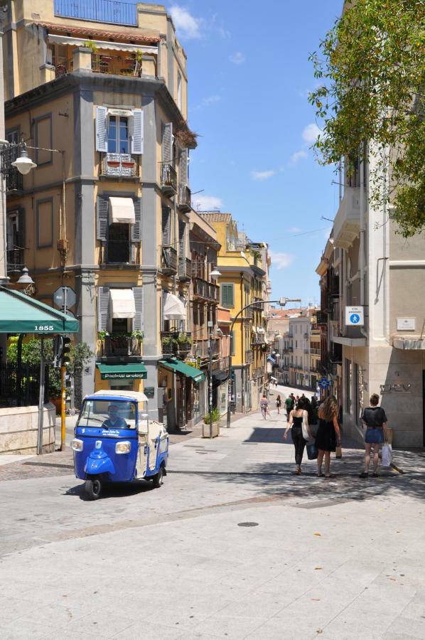 Eva Luxury Rooms Cagliari Luaran gambar