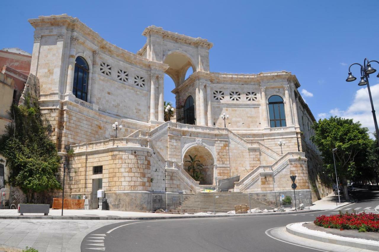 Eva Luxury Rooms Cagliari Luaran gambar