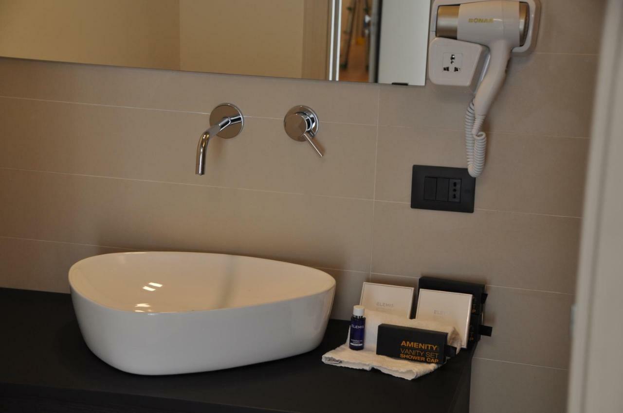 Eva Luxury Rooms Cagliari Luaran gambar